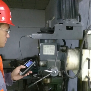 KV-3000A 便攜式測振儀