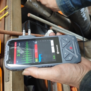 智能型超聲波測厚儀使用現場